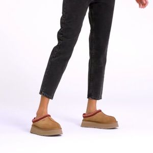 Ugg Tazz Platform Slipper